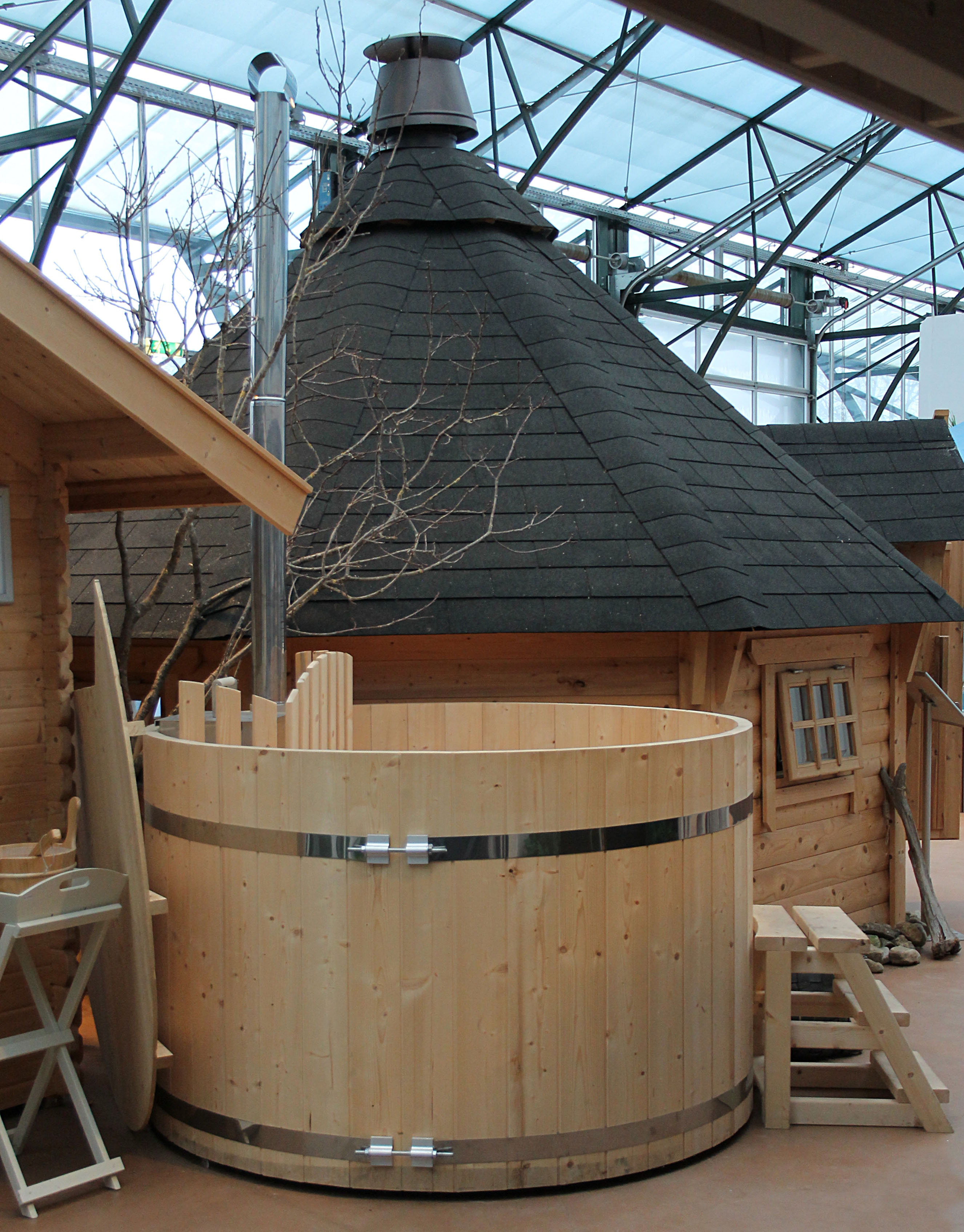 hot-tub-01